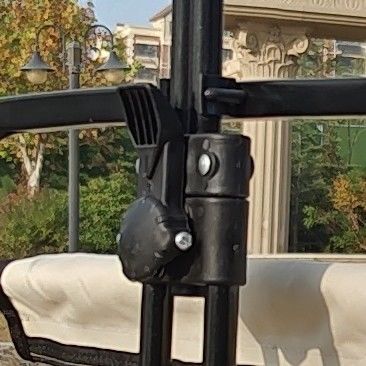 Beyaz Genişletilmiş Dört Tekerlekli Kamp Bahçe Katlanabilir Araba Tutma Katlanabilir Masa PVC Tekerlek